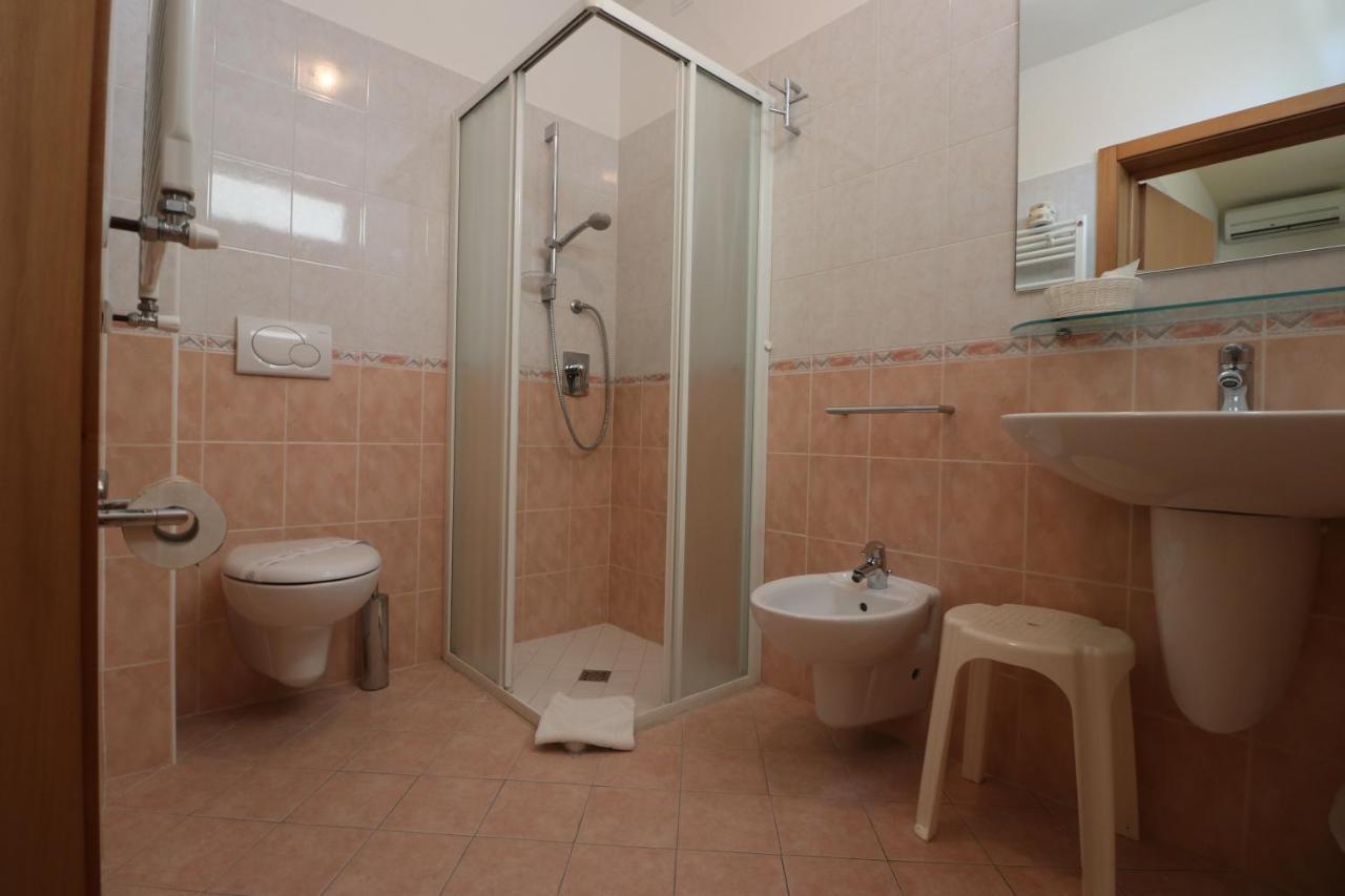 Hotel Galassia Rimini Esterno foto