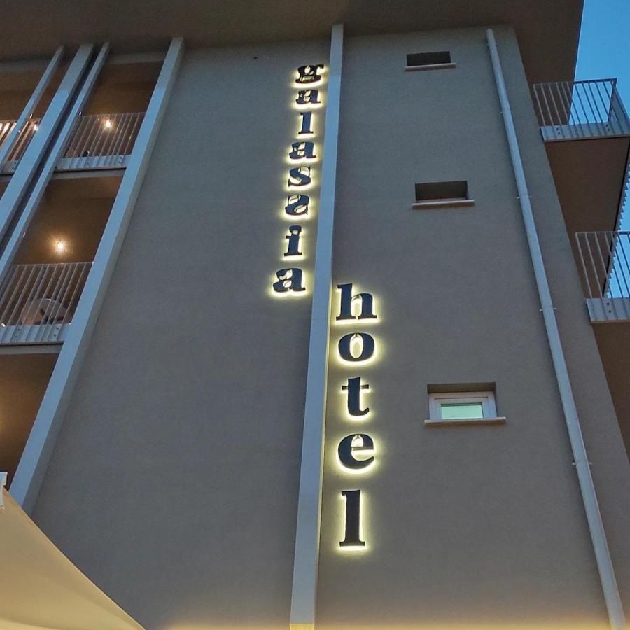 Hotel Galassia Rimini Esterno foto