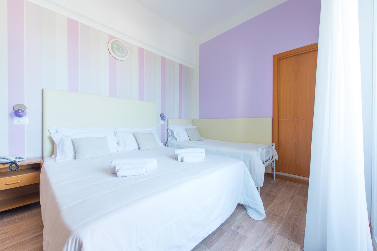 Hotel Galassia Rimini Esterno foto